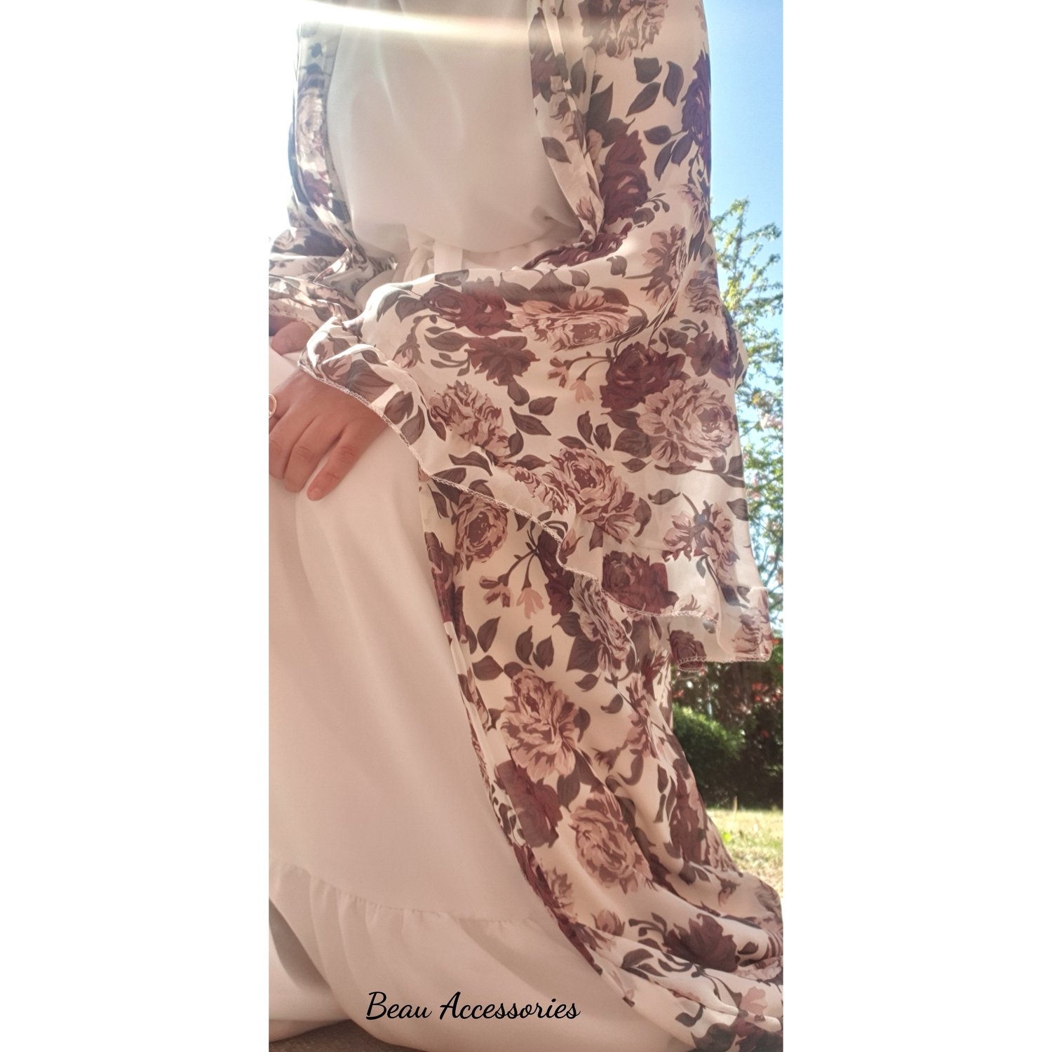 Image of Rose Bell Sleeve Kimono