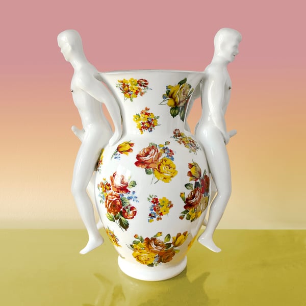 Image of Muse Vase with 22Kt Gold