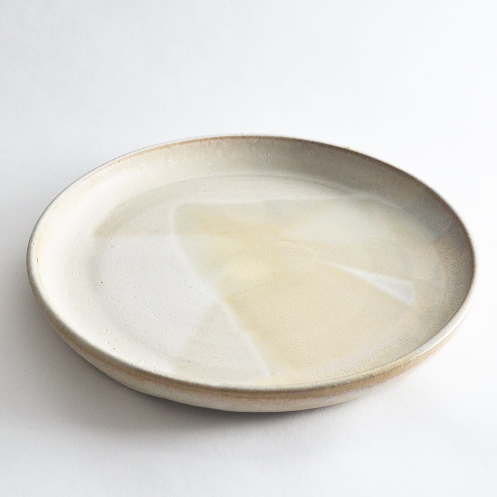 Image of stoneware serving plate