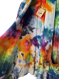 Image 9 of M Snow-Dyed 100% Cotton Chunky Knit Cardigan in Rainbow Dye