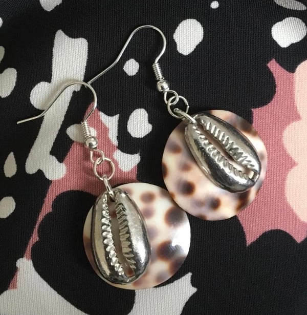 Image of Tiger Cowrie earrings