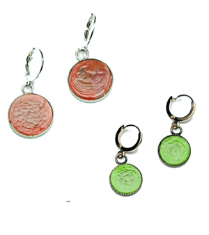 Image of DORMEUSE PASTILLE / SLEEPER EARRINGS PASTILLE