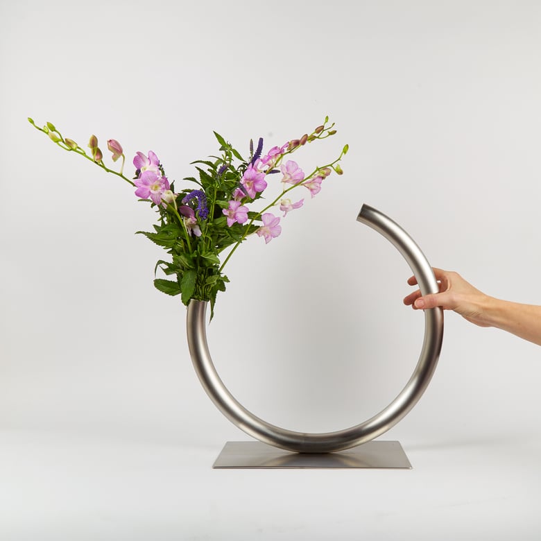 Image of Large Edging Over Vase - Stainless Steel