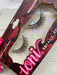 Image 3 of AMAZON IONI Natural Doll Light 3d faux mink lashes 