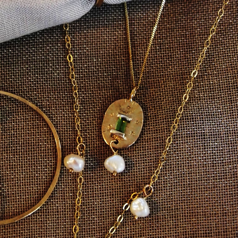 Eco Gold Orbit Pendant Image 4