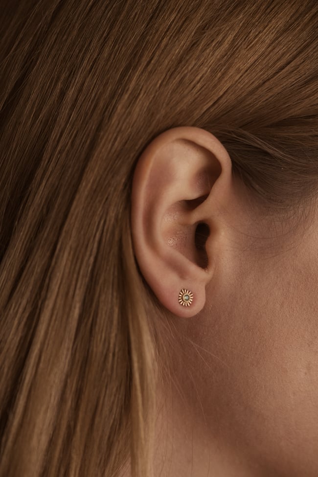 ARCHIVE STUD SOLEIL OR 14 CARATS 185€ - 60% = 74€