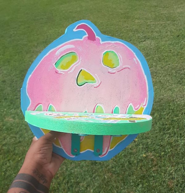 Image of Poison Apple shelf (Kawaii)