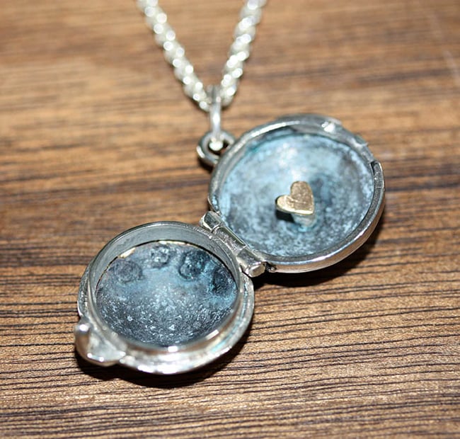 One off Lockets