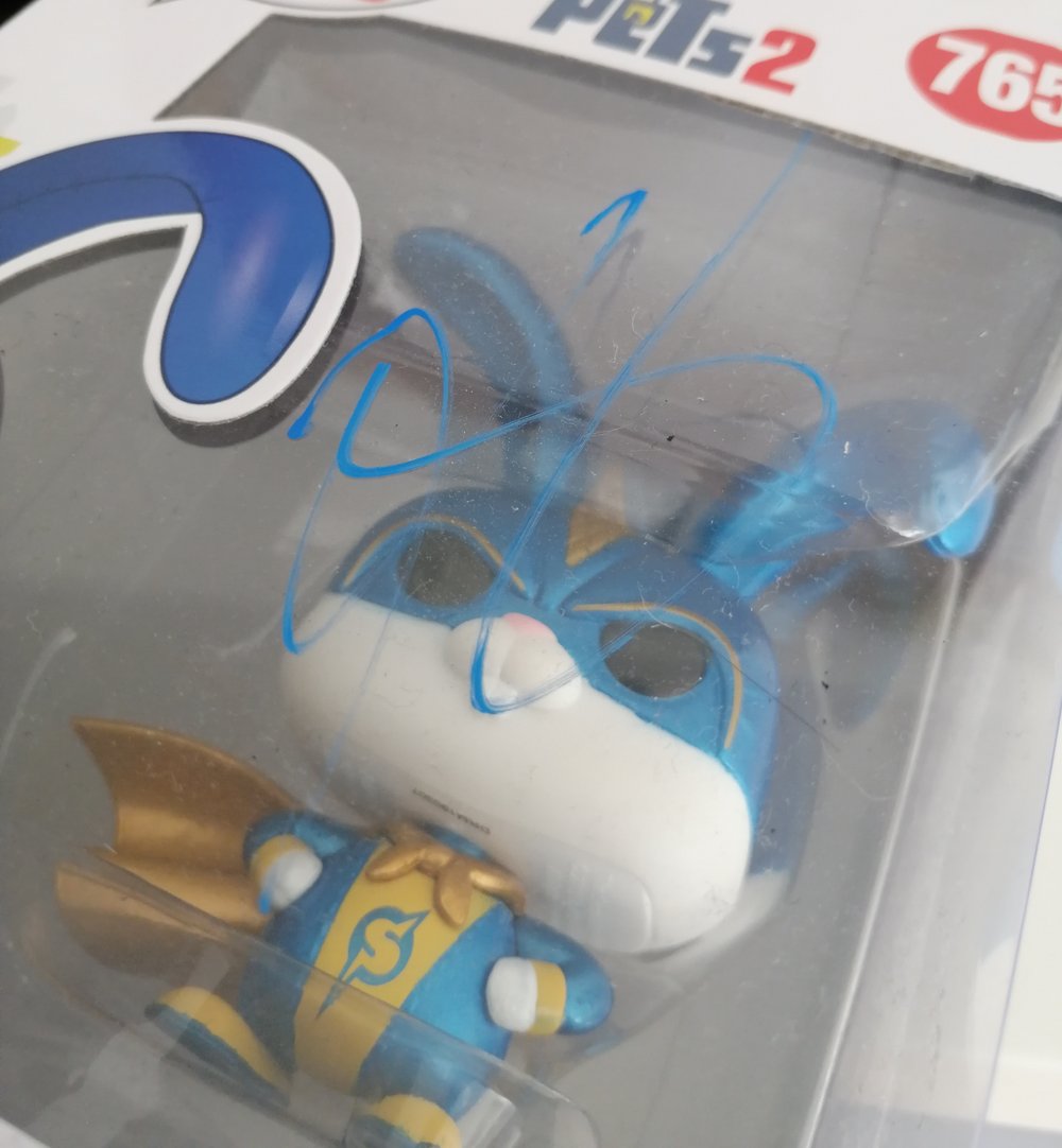 Kevin Hart Signed Snowball Funko pop