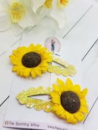 Image 1 of Sunflower Fancy Fringe Clip 