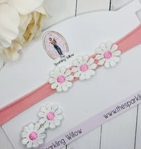 Image 4 of Pretty Pink Daisies