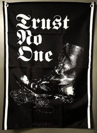 Image 2 of Trust No One Flag  