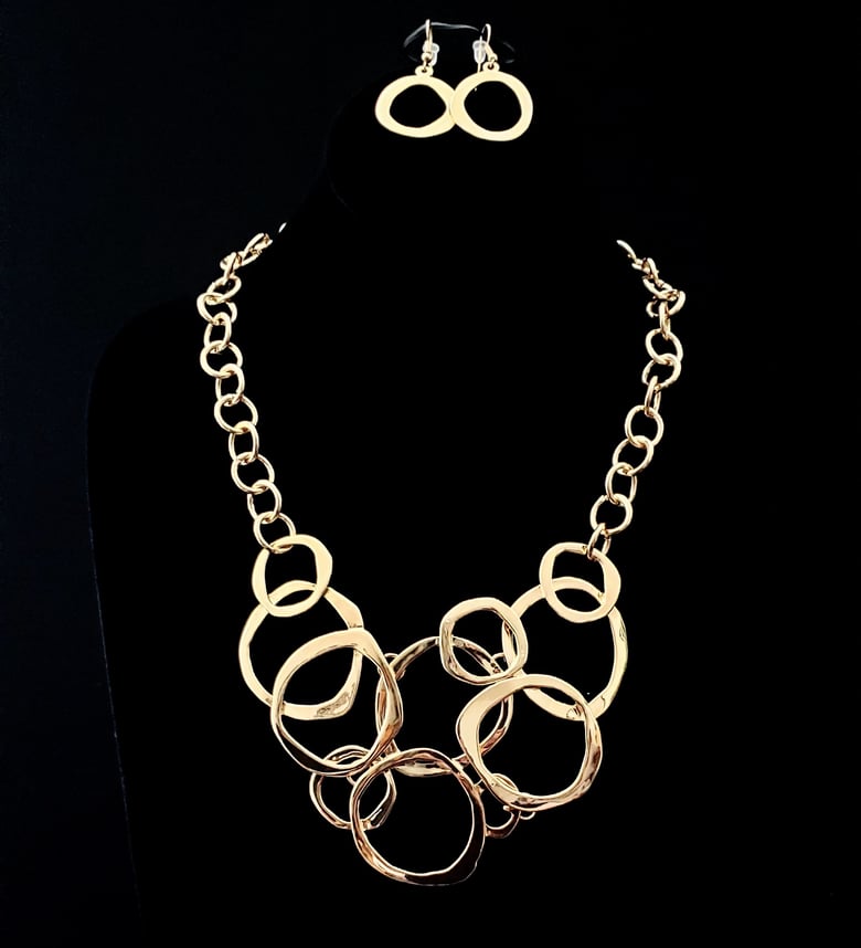 Image of Gold Multi Circle Necklace Set