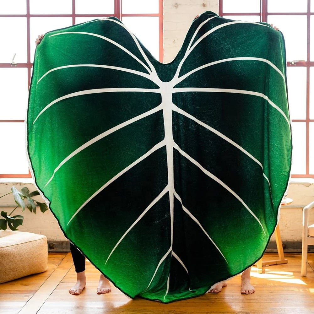 Image of Soft Polyhedron Leaf Throw