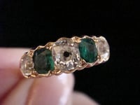 Image 4 of VICTORIAN 18CT YELLOW GOLD NATURAL EMERALD & OLD CUT DIAMOND 5 STONE BOAT RING