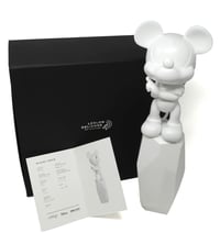 Image 5 of MICKEY ROCK MEDIUM BY ARIK LEVY WHITE