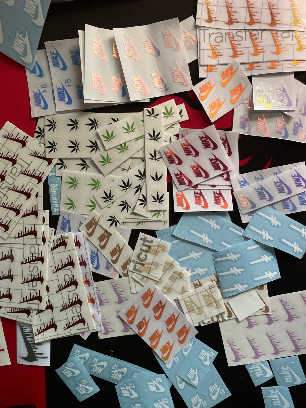 Image of Mixed mini slaps & customs