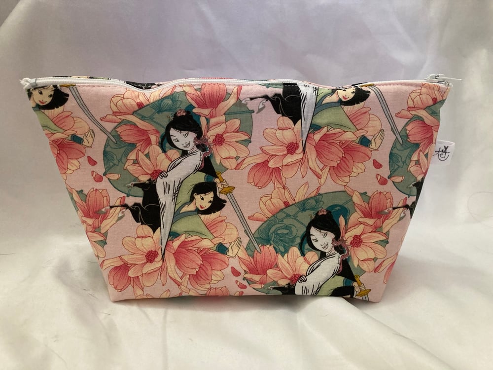 Image of Heroine Zipper Pouch