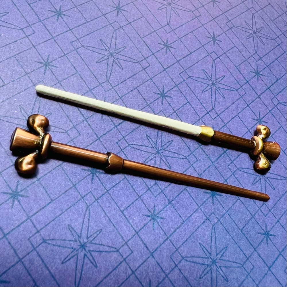 Image of GilderBoy Fleur De Lis Wand