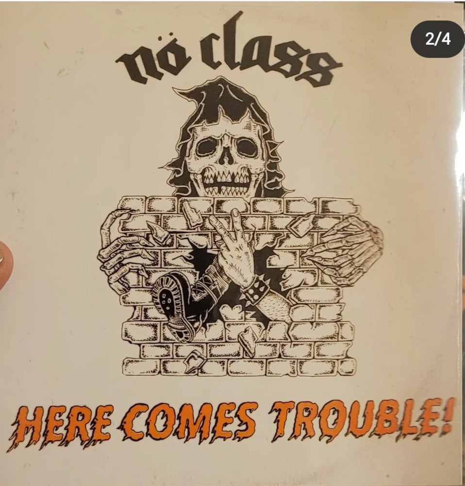 Image of 7" E.P - Here Comes Trouble 