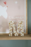 Lettre 12cm en bois et en fleurs séchées personnalisable