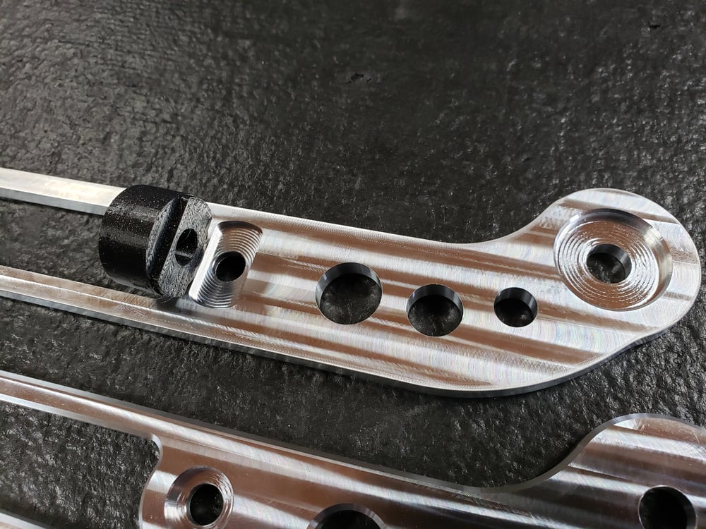 RUCKUS FORWARD PEG MOUNTS