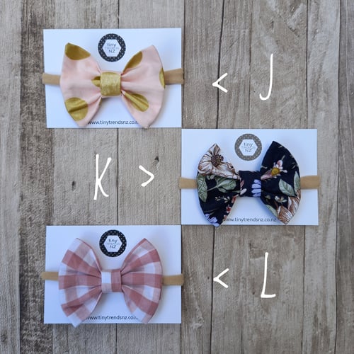 Image of Bows - Readymade