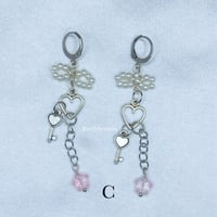 Image 3 of Precious Love earrings collection 