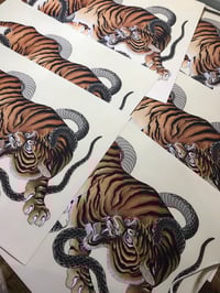 Image 2 of Tiger print 