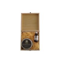 Image 2 of Shaving Cream + Shaving Oil Gift Box