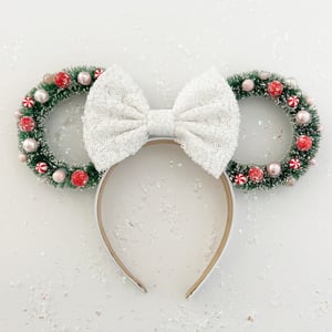 Image of Peppermint Wreath Ears with White or Blush Bow