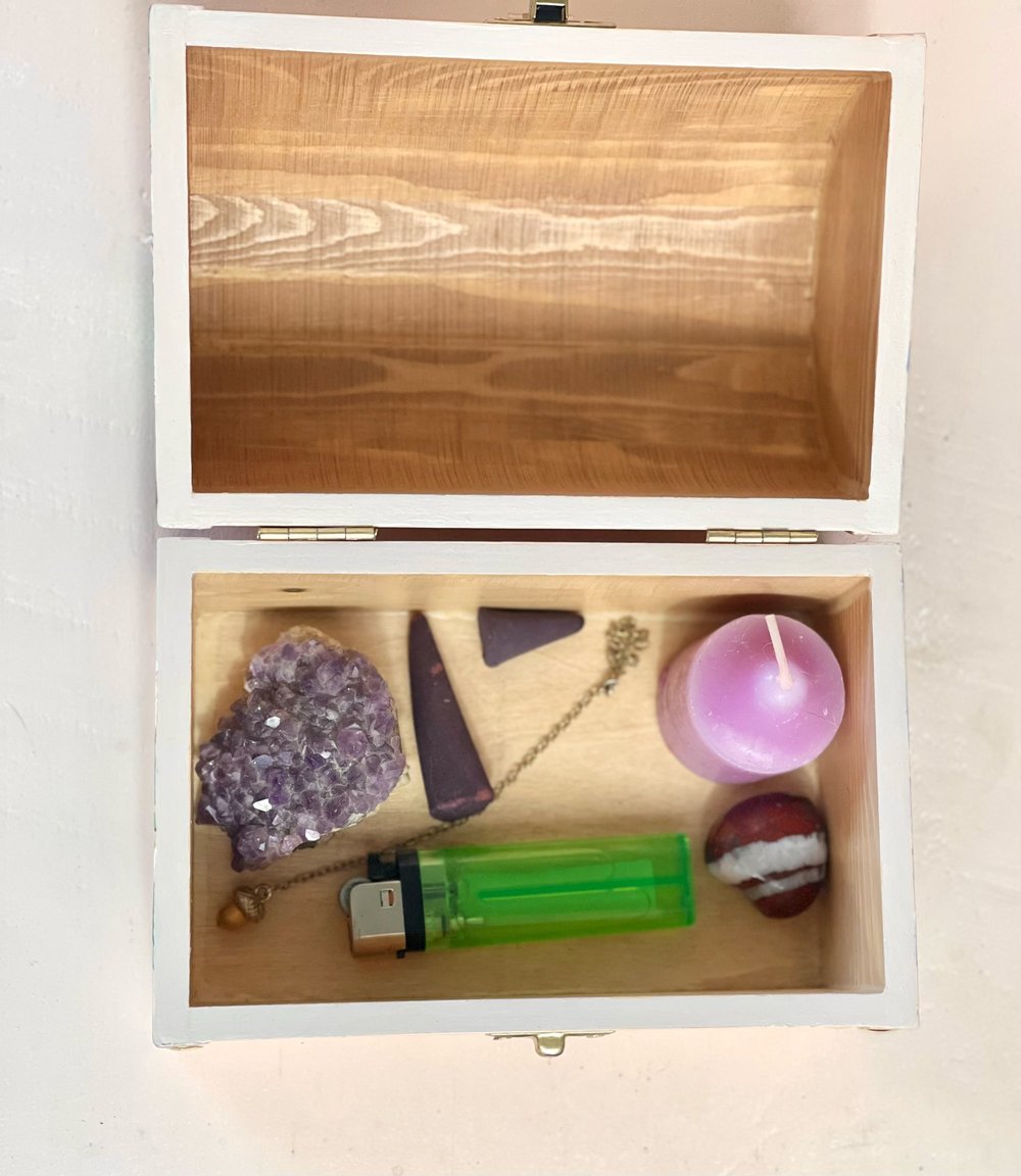 Image of Tarot Card Box/Travel Altar