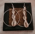 Hoola My Hoops Cowrie shell Ear-Rings (1)