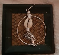 Image 3 of Hoola My Hoops Cowrie shell Ear-Rings (1)