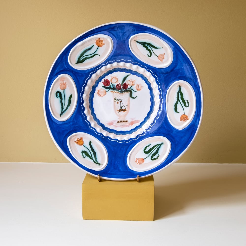 Image of Romantic Vase Plate - Cobalt Tulips