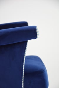 Image 5 of Fauteuil Carré bicolore