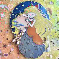 Venus Moon Hug