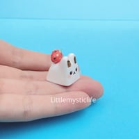 Image 2 of Strawberry bunny ceramic keycap 