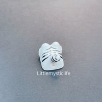 Image 4 of white tiger ceramic keycap 2