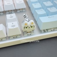 Image 3 of white tiger ceramic keycap 2