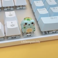 Image 1 of ceramic keycap lily pad frog 2