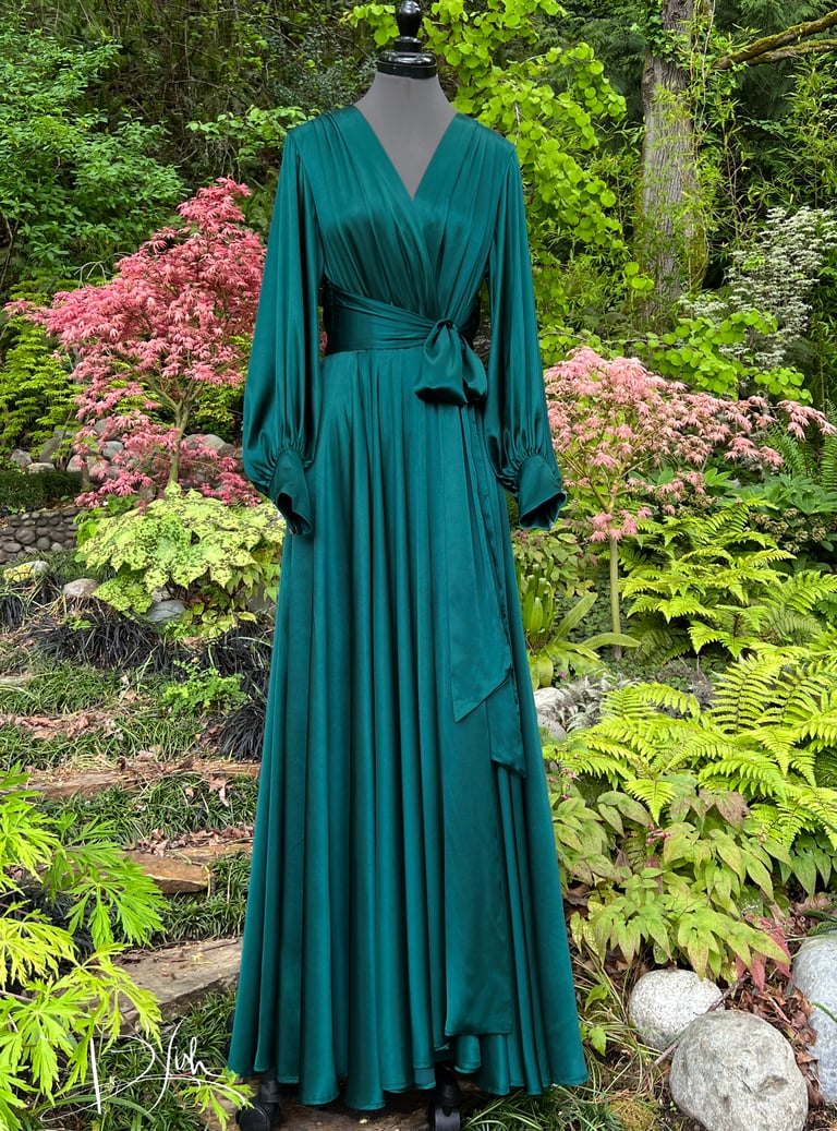Emerald "Beverly" Dressing Gown w/ Crystal Button Cuffs Image 2