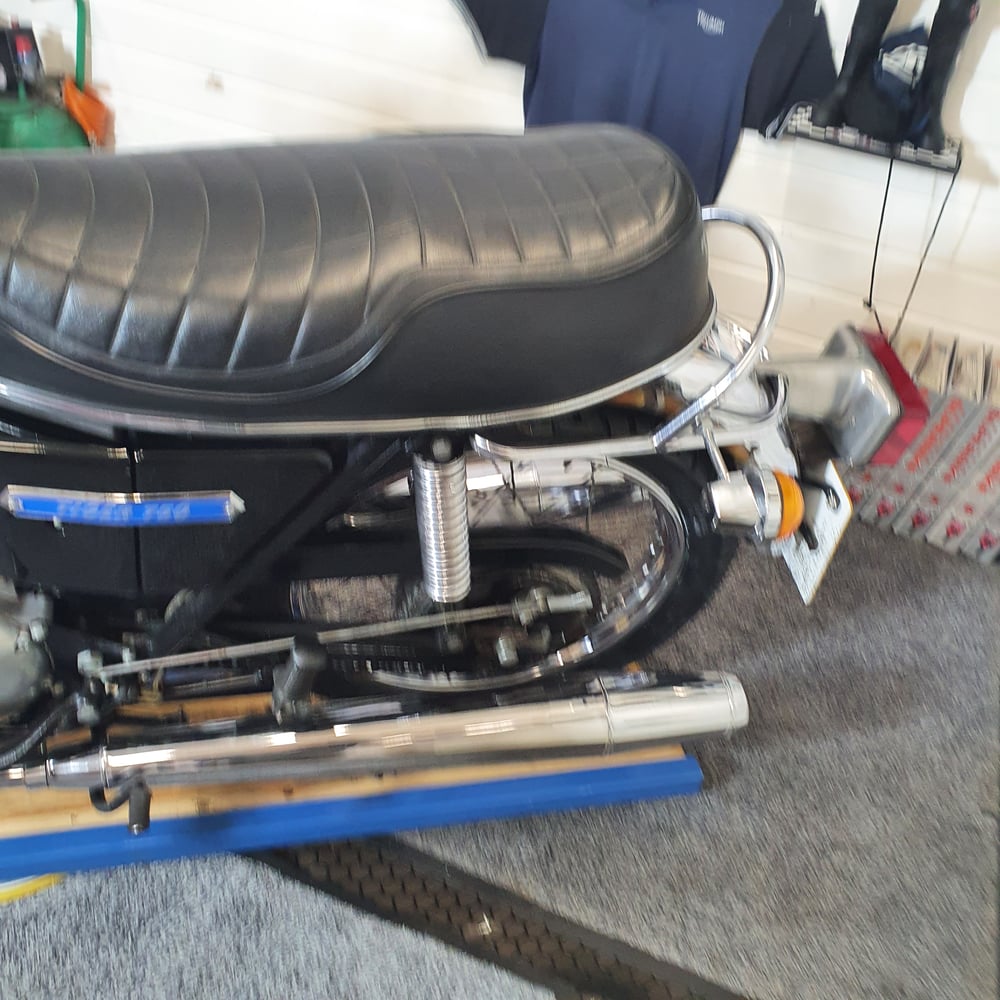 Triumph tr7 rv  tiger 