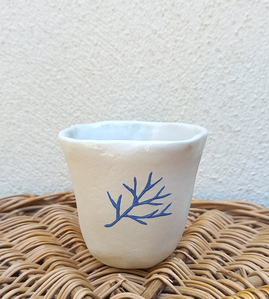 Image of Tasse à café rameau bleu encre