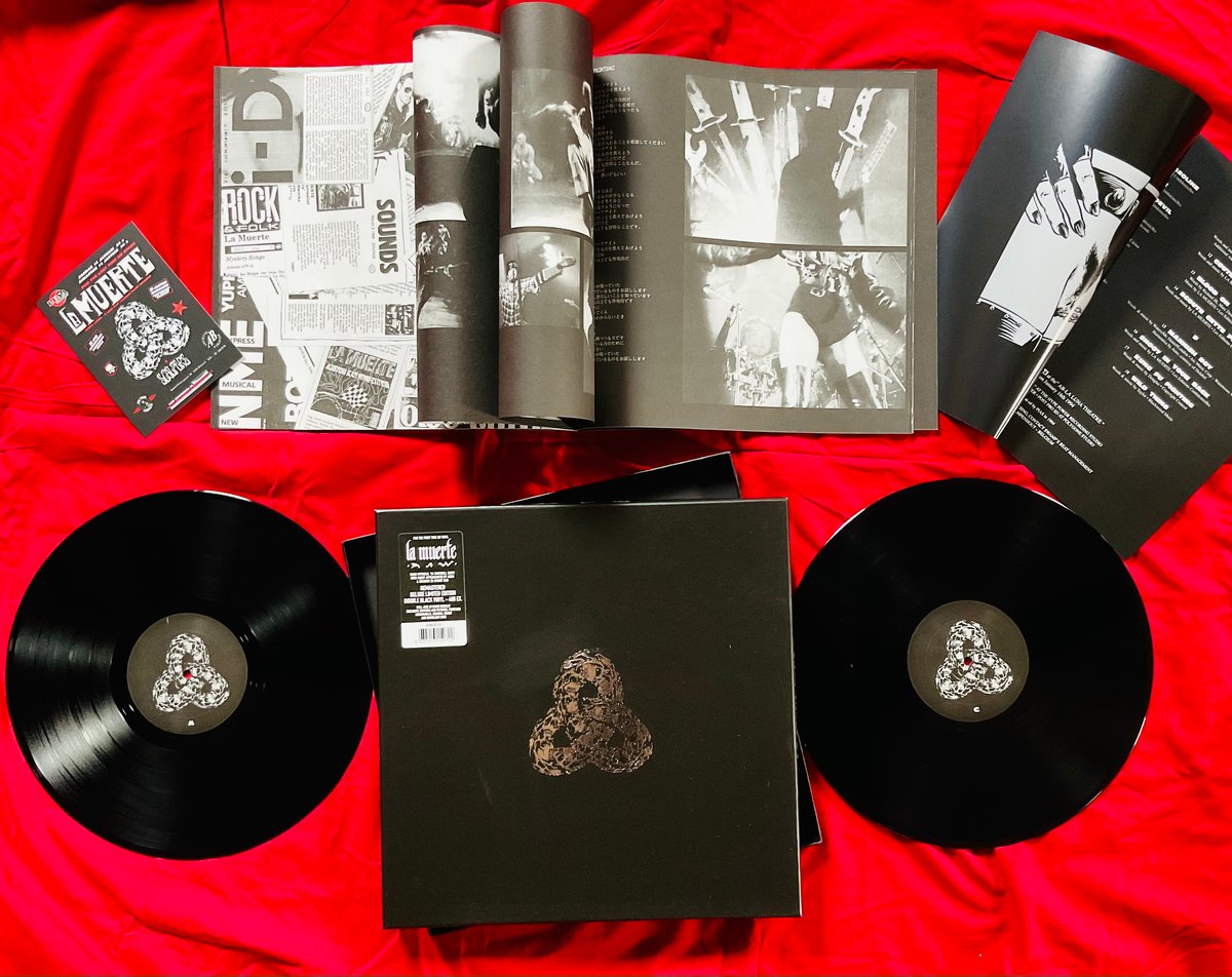 RAW DELUXE BLACK VINYL EDITION (400 numbered copies)