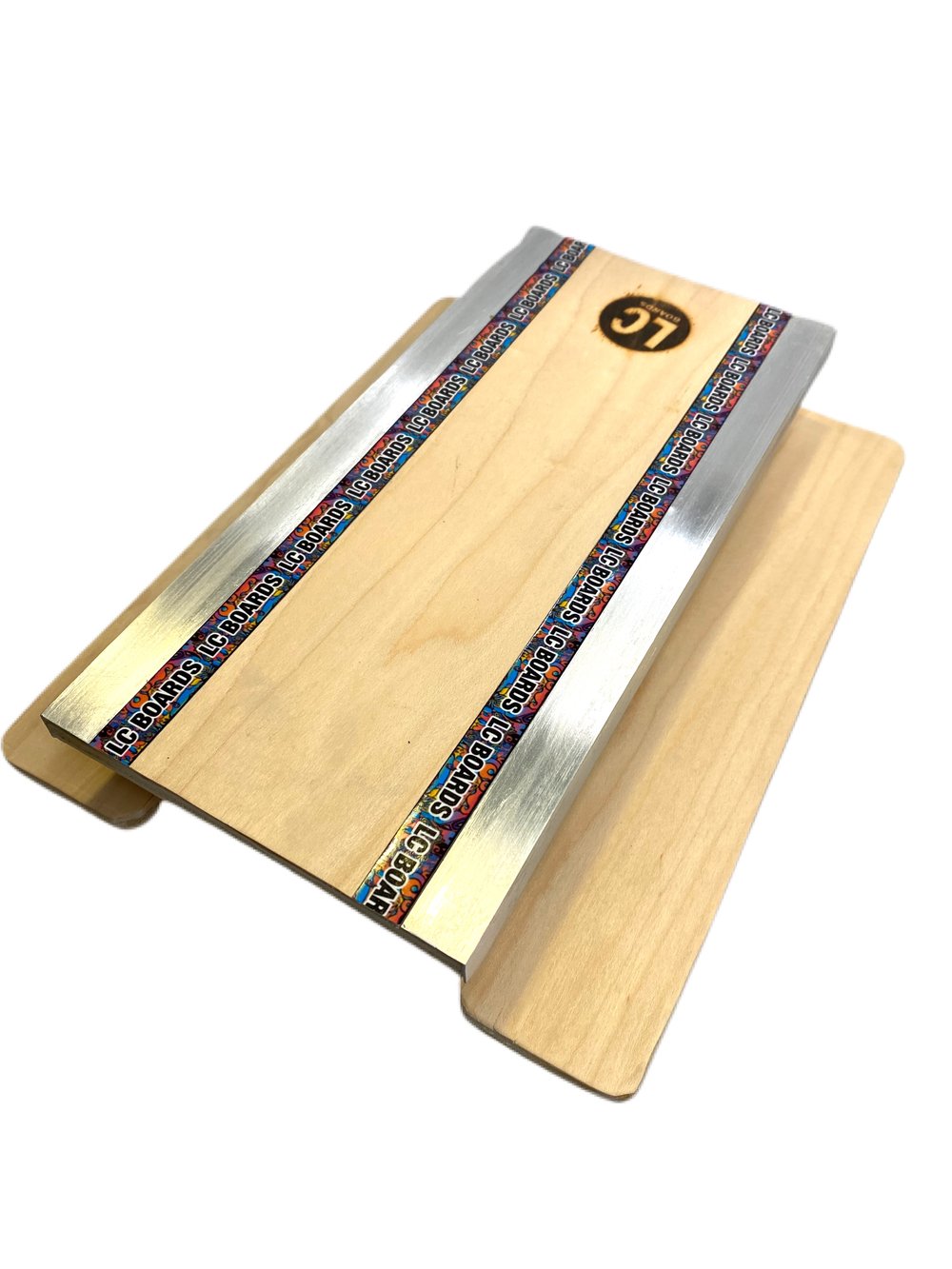 LC BOARDS Fingerboard Picnic Table Ramp