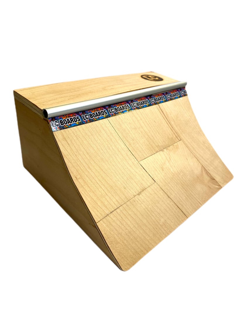LC BOARDS Fingerboard Quarter Pipe Ramp Big | LC Boards Fingerboards