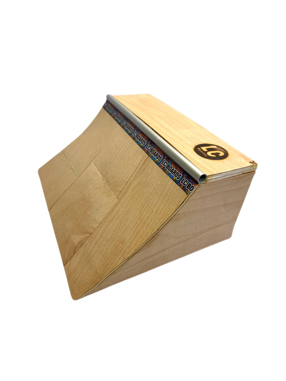 LC BOARDS Fingerboard Quarter Pipe Ramp Big