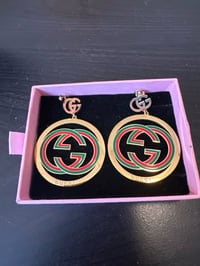 Red and green gg earrings