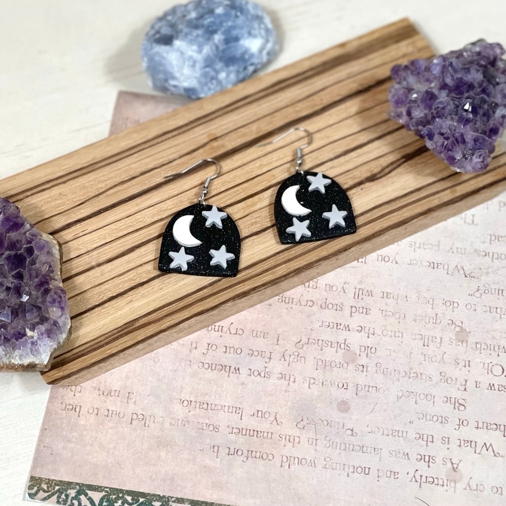 Image of Under the Moon lit Stars